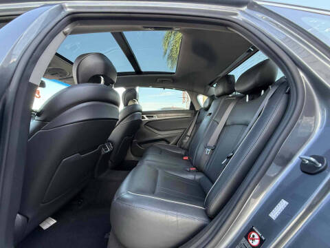 2016 Hyundai Genesis