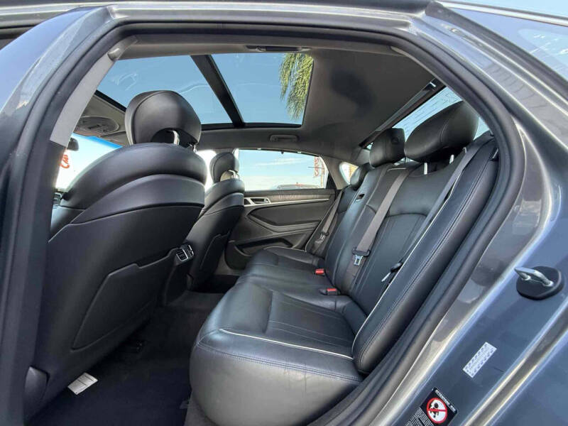 2016 Hyundai Genesis