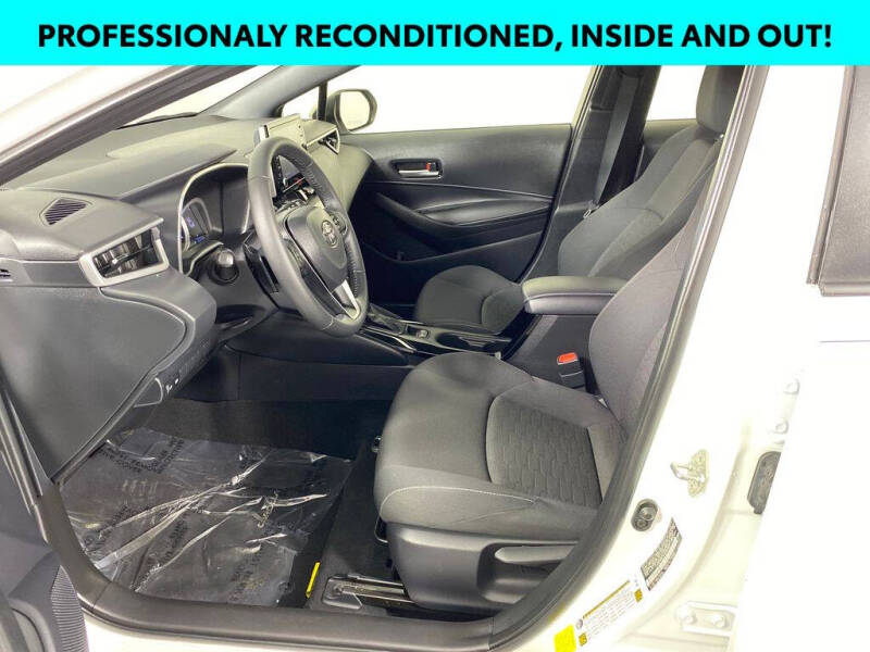 2022 Toyota Corolla Hatchback SE