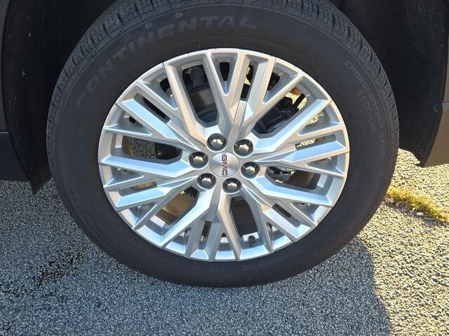 2024 GMC Acadia Elevation