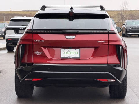 2025 Cadillac LYRIQ Luxury 1