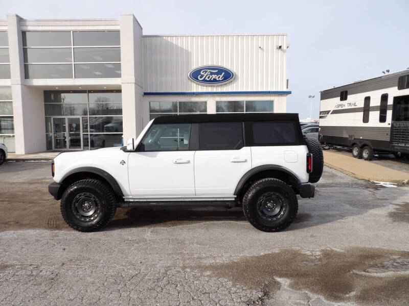 2024 Ford Bronco Outer Banks