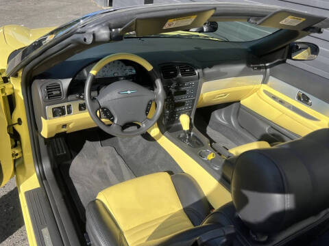 2002 Ford Thunderbird Deluxe