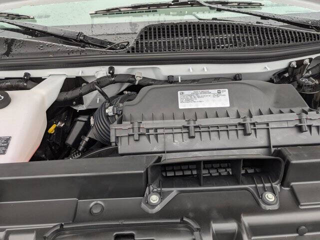 2025 GMC Savana 2500