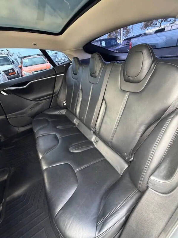2013 Tesla Model S