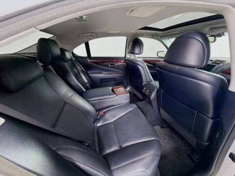 2008 Lexus LS 460