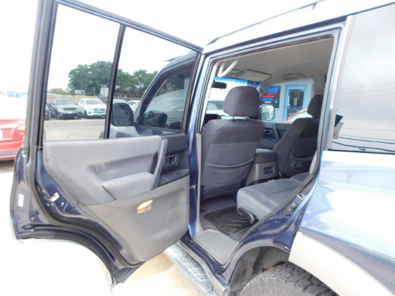 2006 Mitsubishi Montero Limited