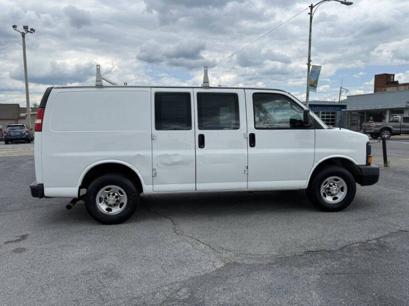 2016 Chevrolet Express 2500