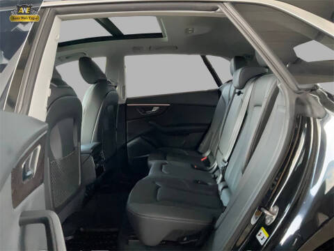 2023 Audi Q8 quattro Prestige 55 TFSI