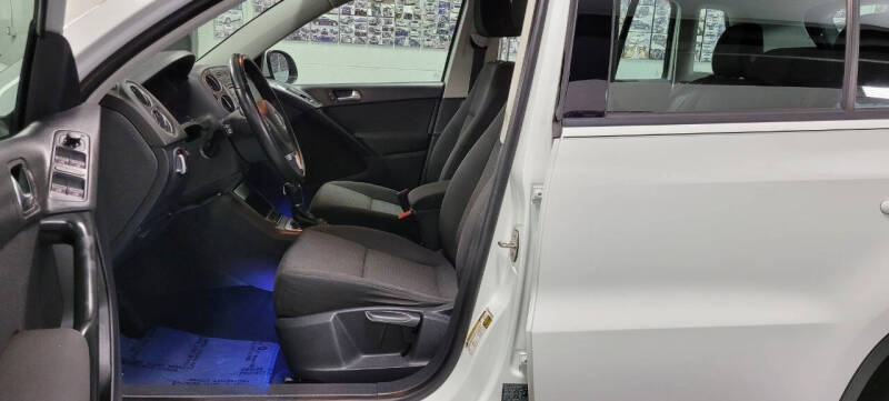 2015 Volkswagen Tiguan S 4Motion