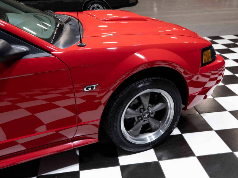 2003 Ford Mustang GT Deluxe