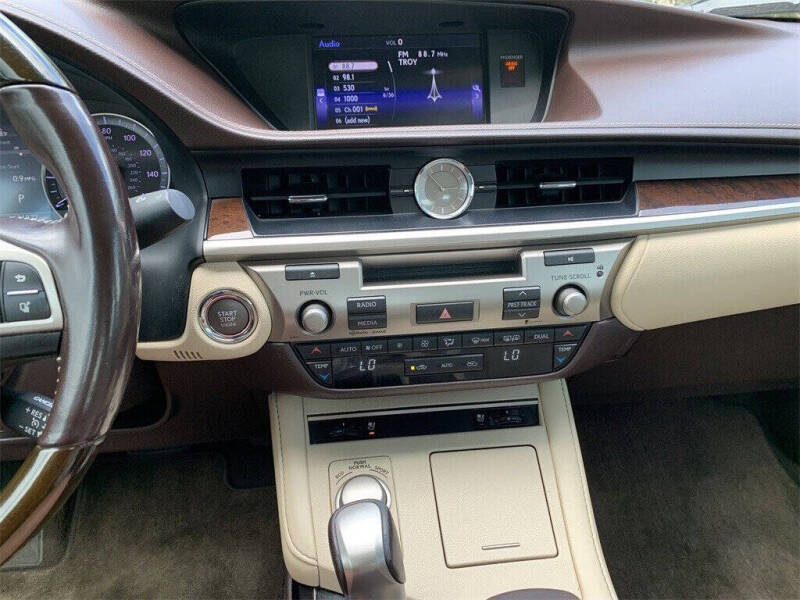 2016 Lexus ES 350