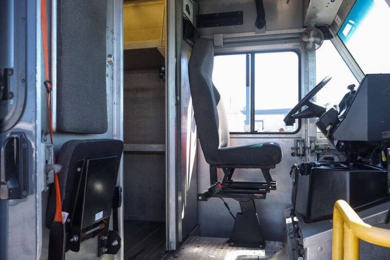 2020 Freightliner MT45 Chassis