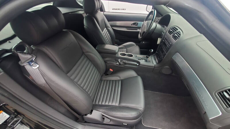 2002 Ford Thunderbird Deluxe