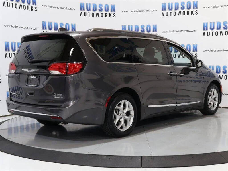 2020 Chrysler Pacifica Limited