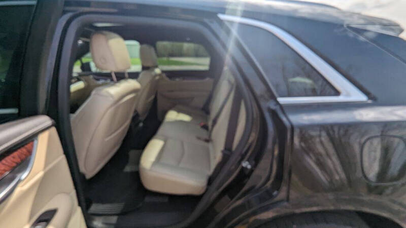 2018 Cadillac XT5 Premium Luxury