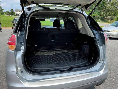 2016 Nissan Rogue SV