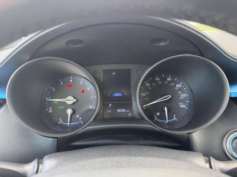 2019 Toyota C-HR XLE