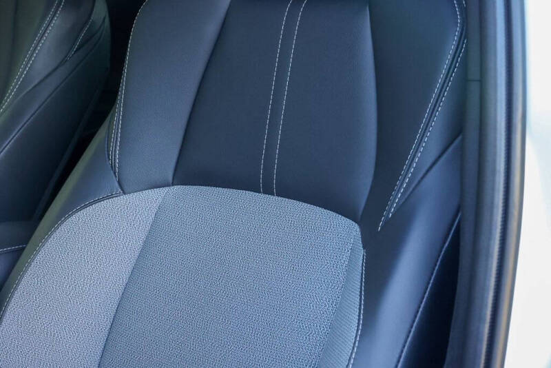 2025 Toyota Corolla Hatchback XSE