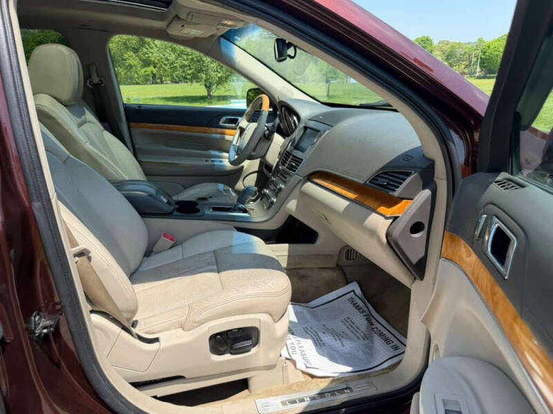 2010 Lincoln MKT EcoBoost