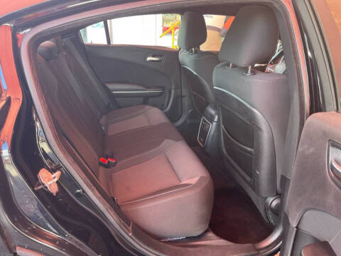 2017 Dodge Charger SXT