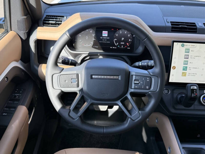 2026 Land Rover Defender 110 P300 S