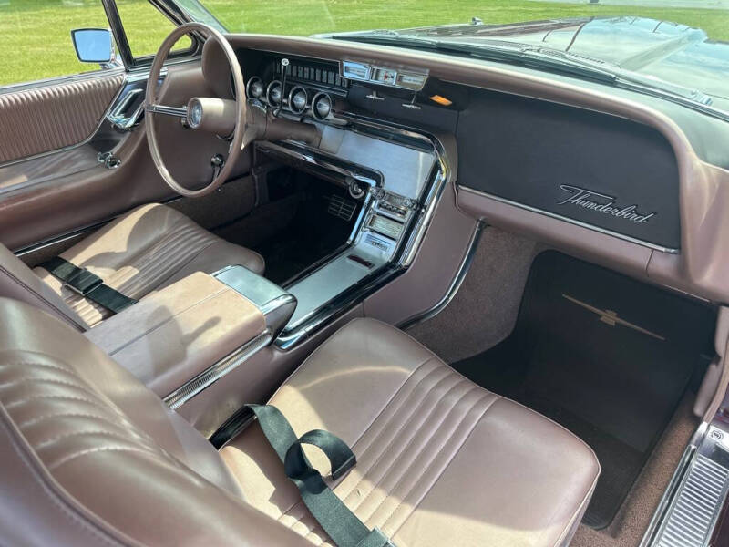 1964 Ford Thunderbird