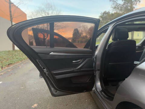 2013 BMW 5 Series 528i xDrive