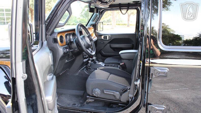 2021 Jeep Gladiator