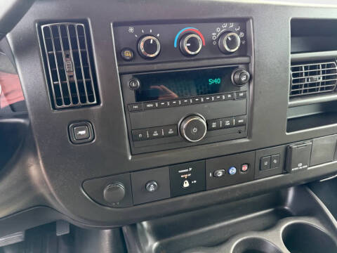 2021 Chevrolet Express 2500