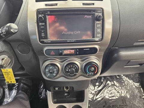 2014 Scion xD