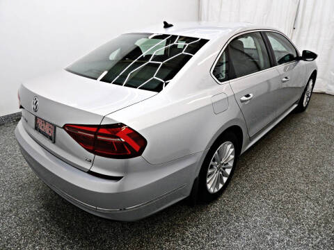 2017 Volkswagen Passat 1.8T SE