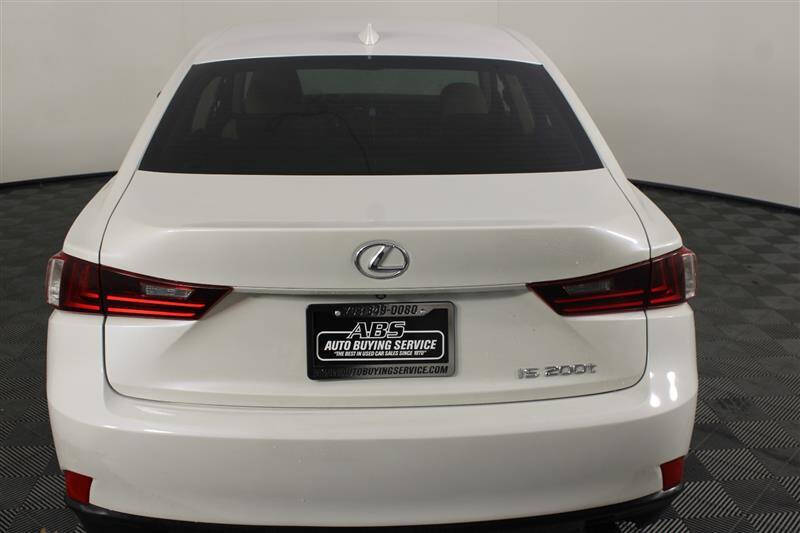 2016 Lexus IS 200t