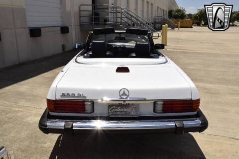 1987 Mercedes-Benz 560-Class 560 SL