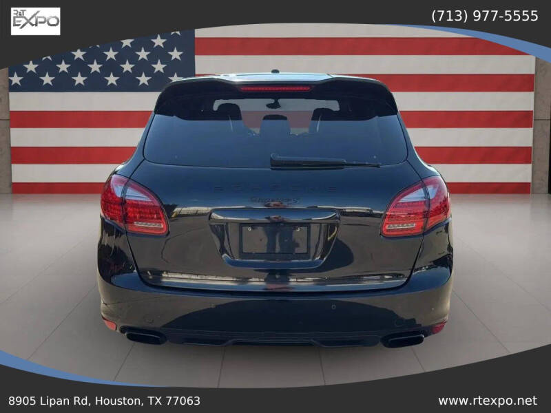 2011 Porsche Cayenne S