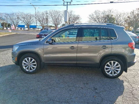 2011 Volkswagen Tiguan S 4Motion