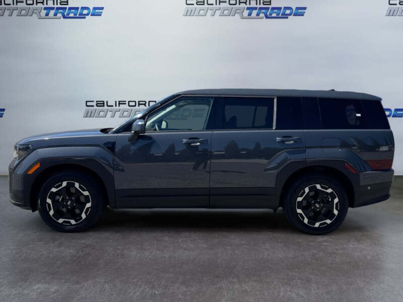 2025 Hyundai Santa Fe SE