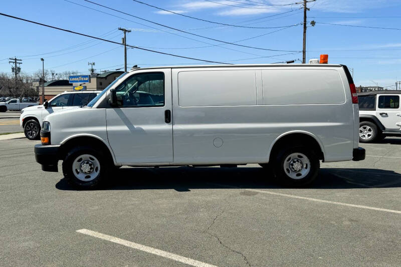 2019 Chevrolet Express 2500