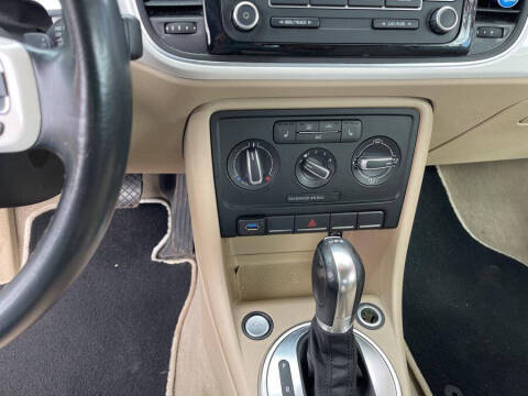 2013 Volkswagen Beetle