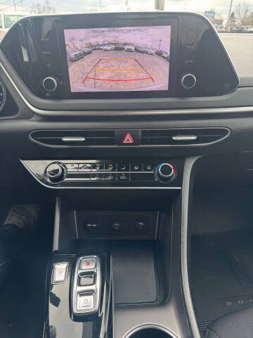 2023 Hyundai Sonata SE