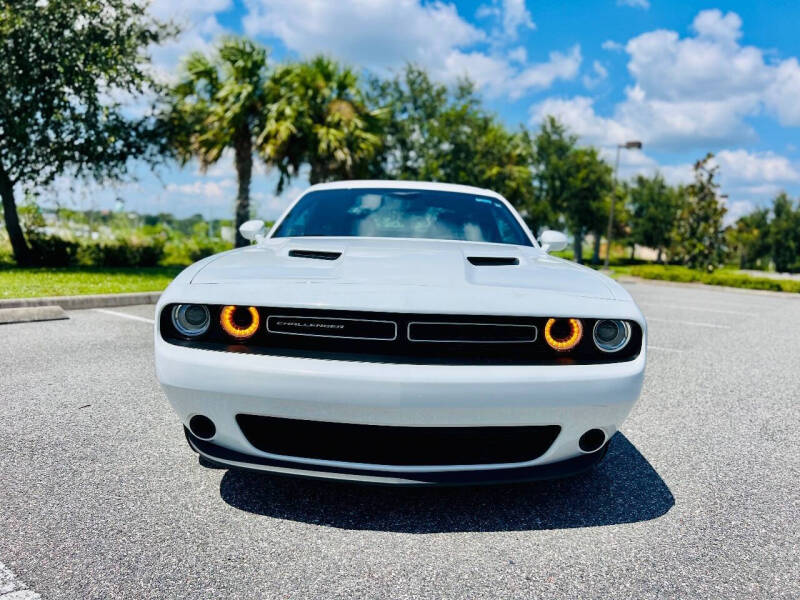 2022 Dodge Challenger SXT