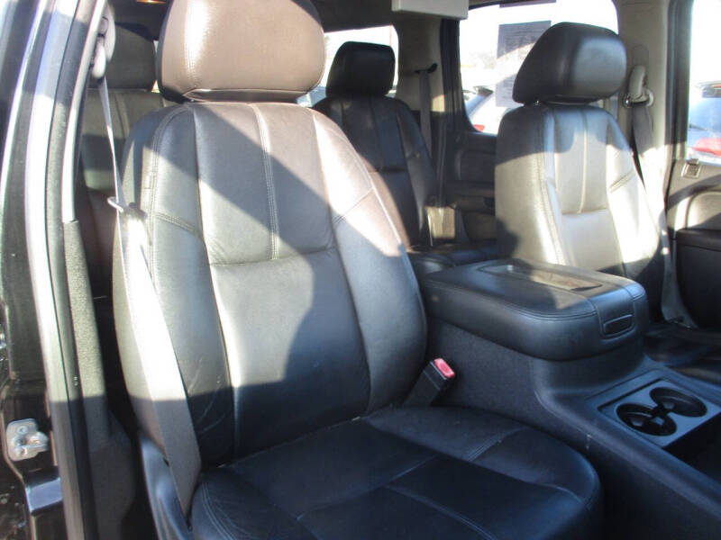 2012 Chevrolet Suburban LT