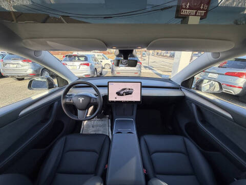 2024 Tesla Model Y Long Range