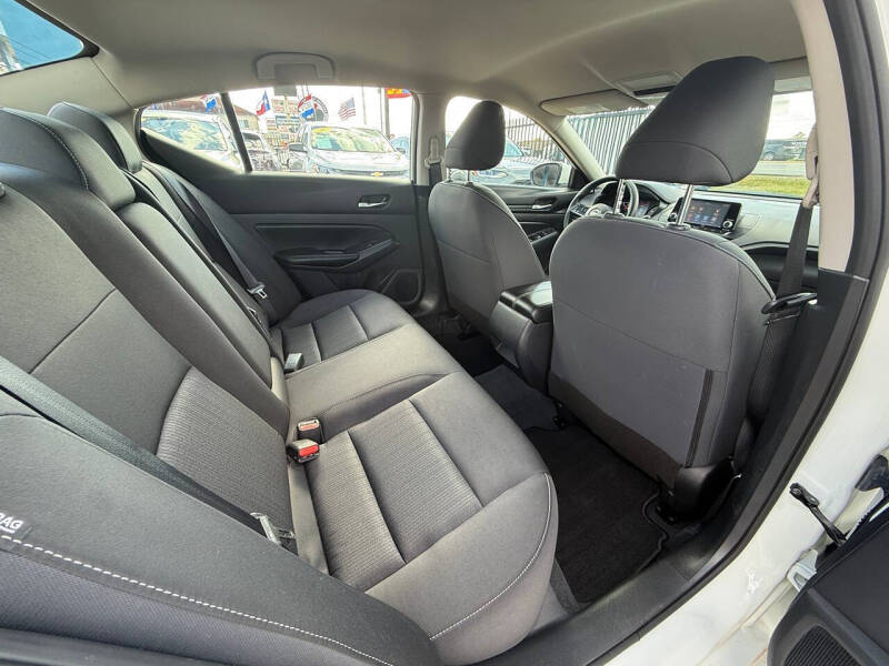 2022 Nissan Altima 2.5 S