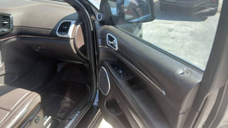 2019 Jeep Grand Cherokee Summit