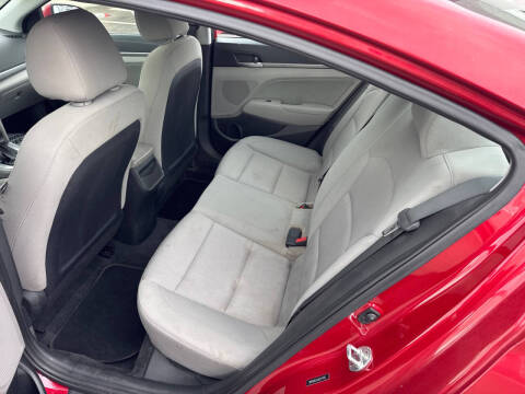 2018 Hyundai Elantra