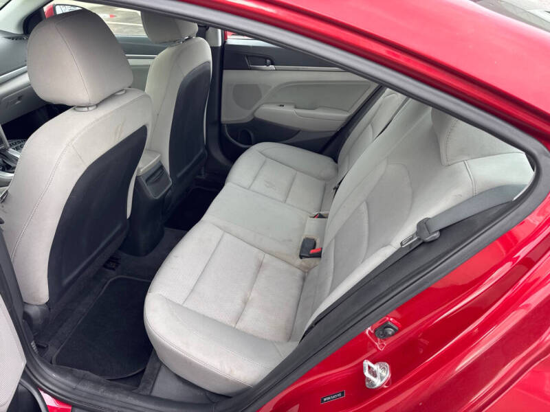 2018 Hyundai Elantra