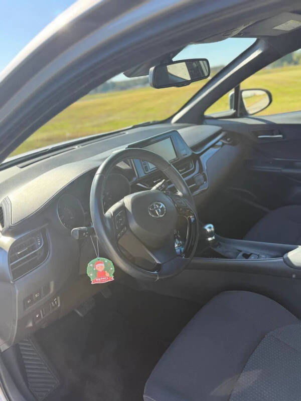 2018 Toyota C-HR XLE Premium