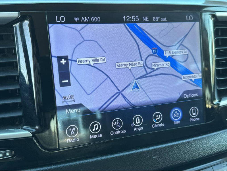 2017 Chrysler Pacifica Touring-L