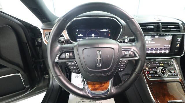 2017 Lincoln Continental Select